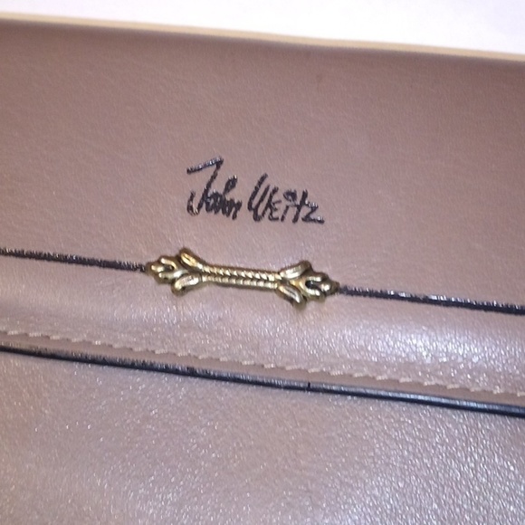 John Weitz LT Brown Checkbook Wallet - Picture 2 of 16